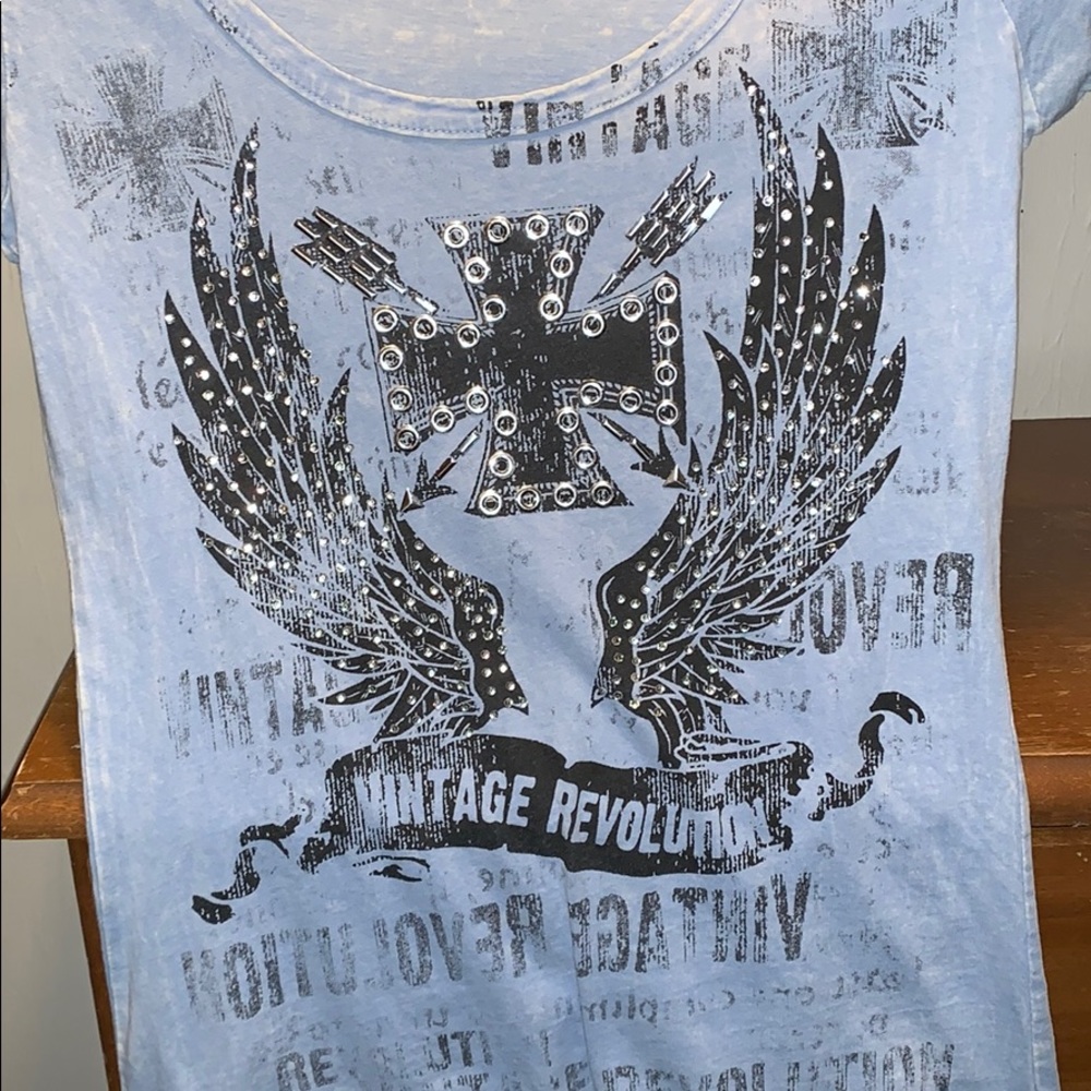 Shirt - Picture 2 of 3